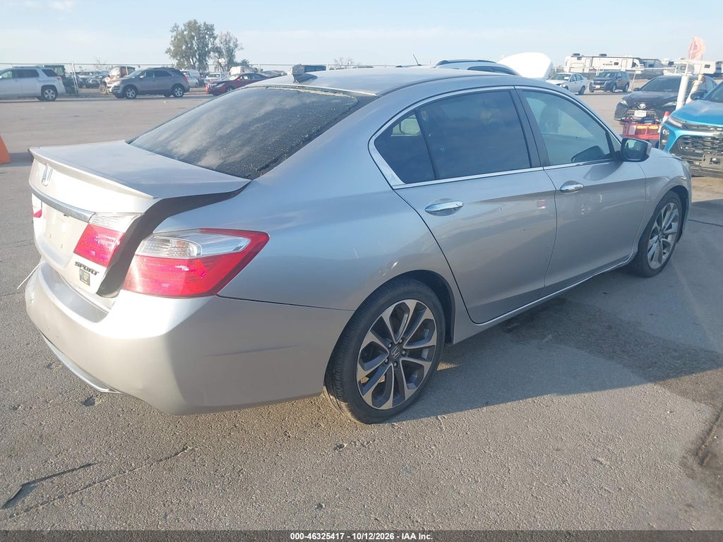 2015 Honda Accord Sport photo 4