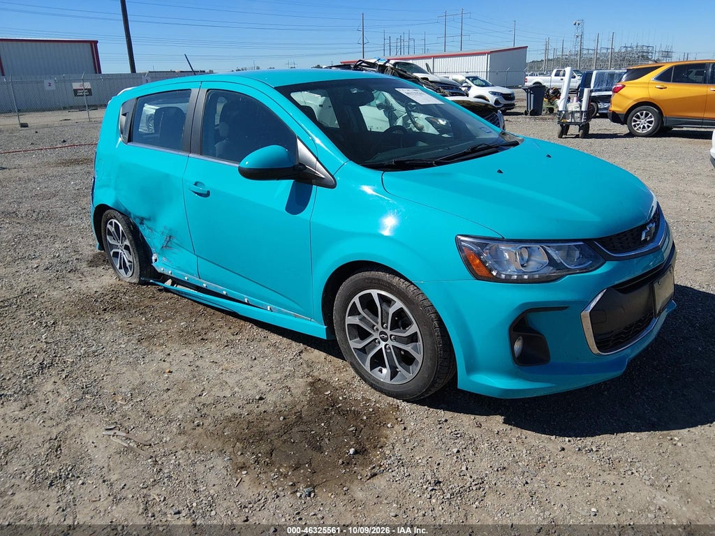 2020 Chevrolet Sonic FWD LT 5-Door photo 1