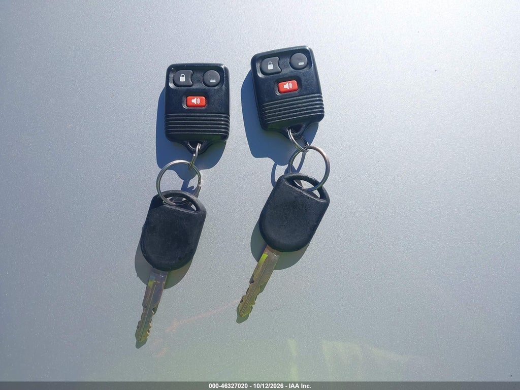 2003 Ford Windstar LX photo 11