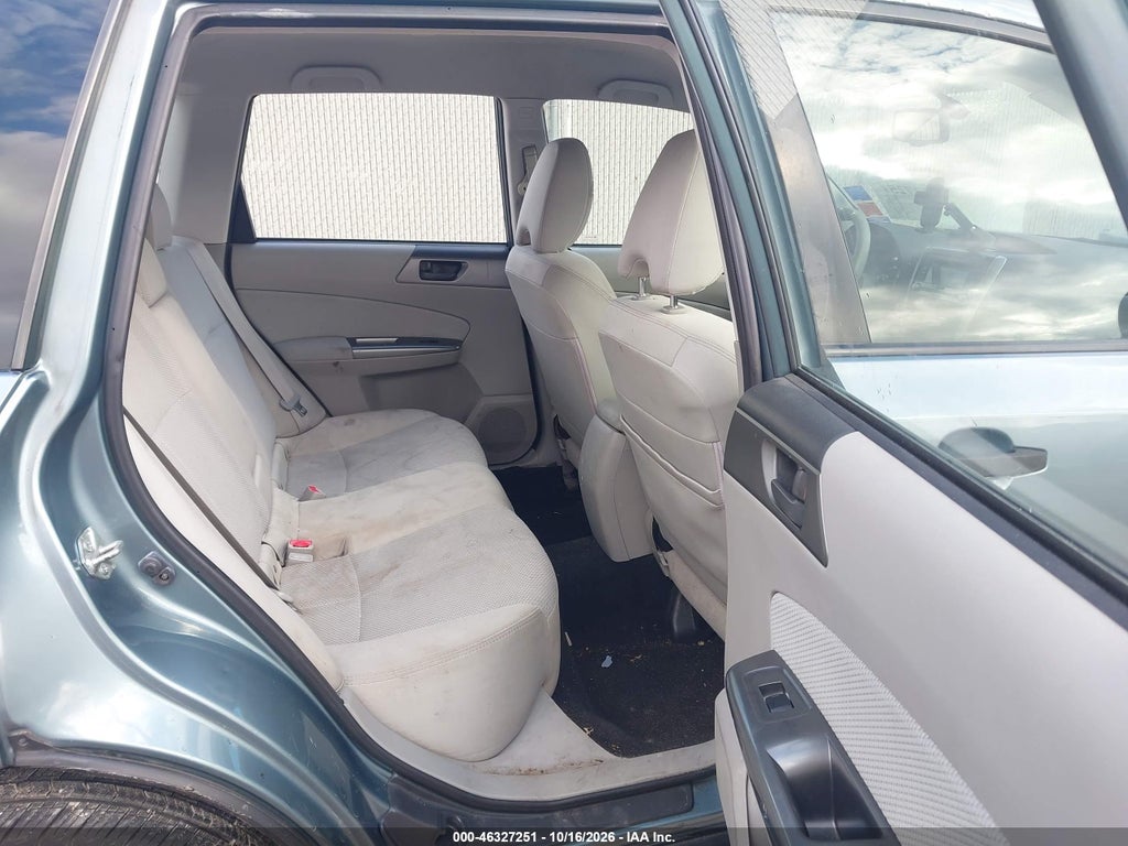2011 Subaru Forester 2.5X photo 8