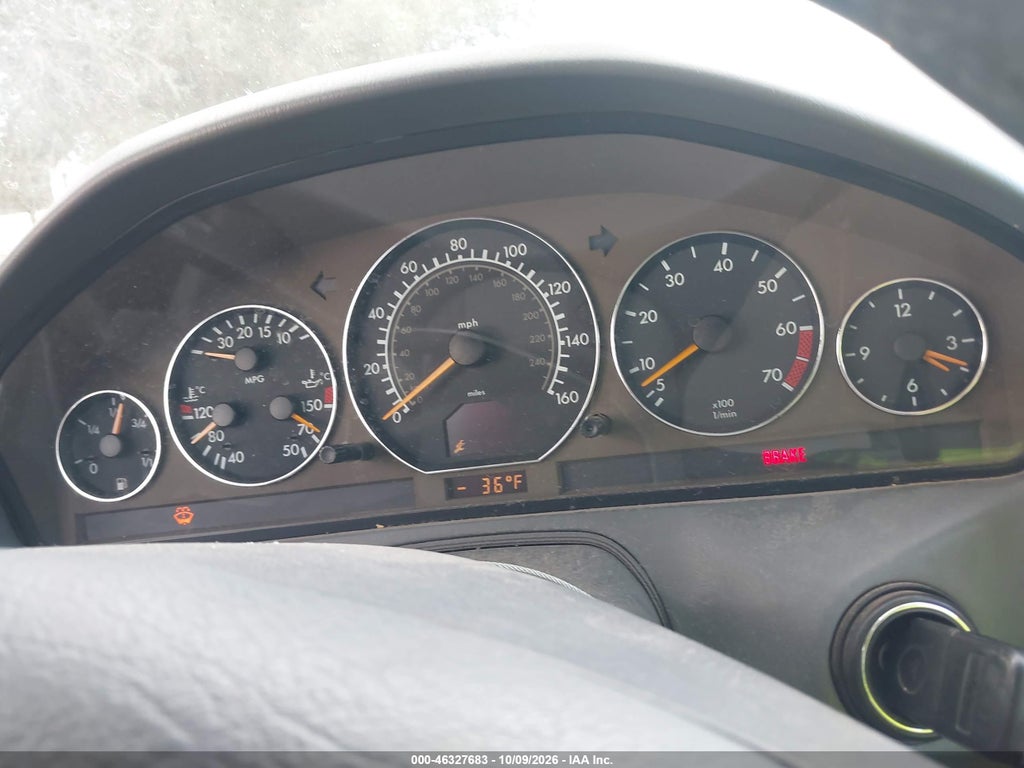 2000 Mercedes-Benz SL 500 photo 7