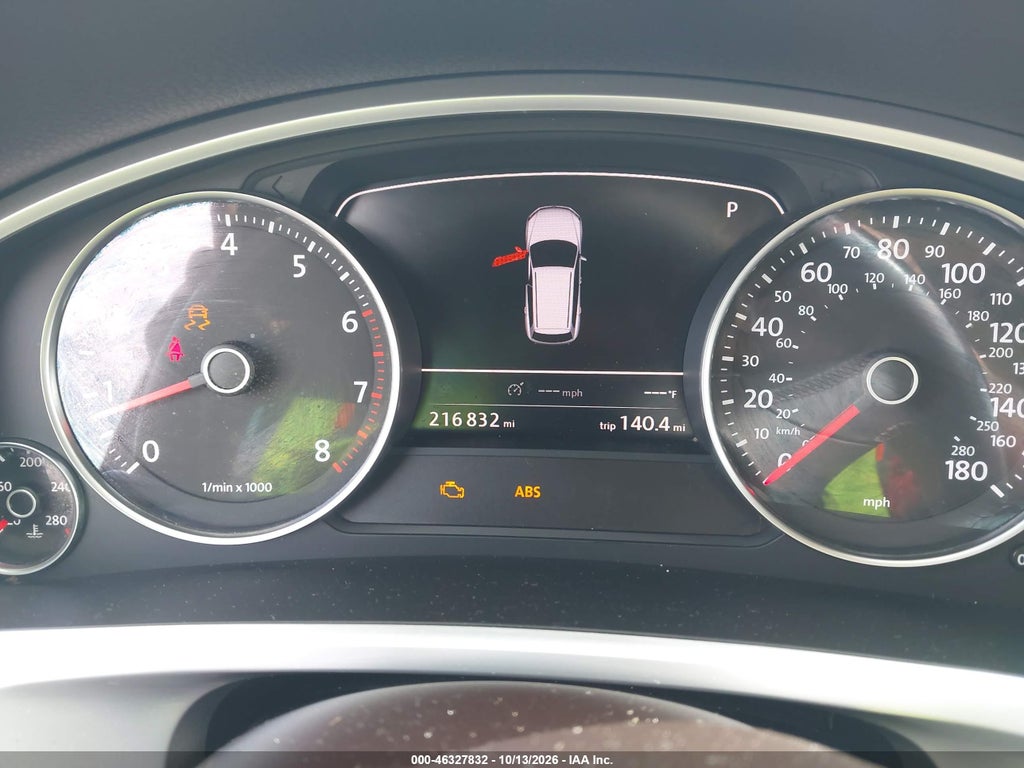 2012 Volkswagen Touareg VR6 LUX photo 7