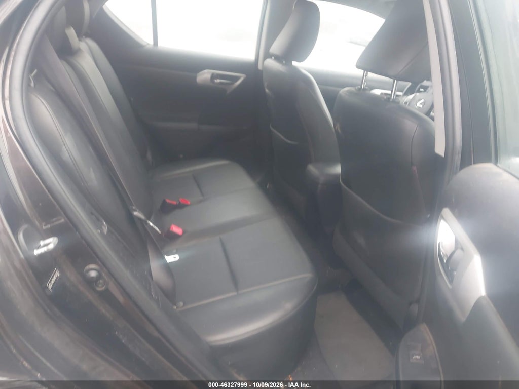 2012 Lexus CT 200H Premium photo 8