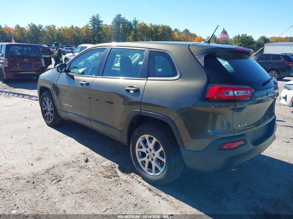 2014 Jeep Cherokee Sport photo 3