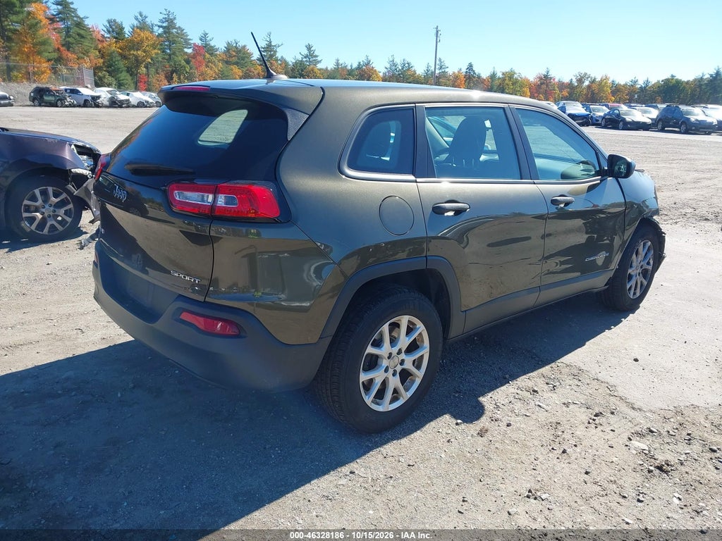 2014 Jeep Cherokee Sport photo 4