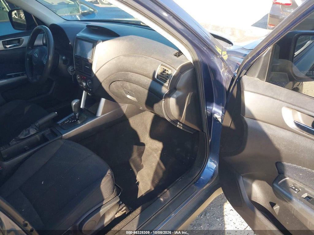 2012 Subaru Forester 2.5X Premium photo 5