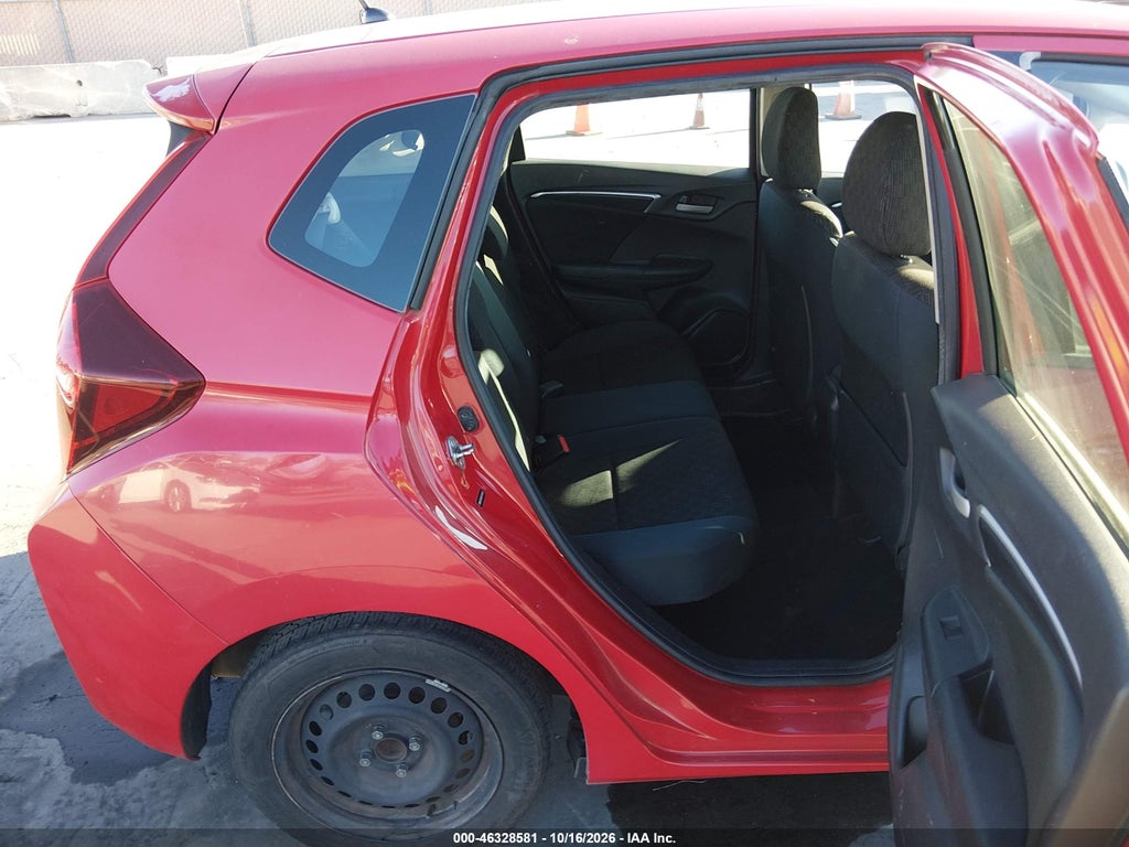 2016 Honda Fit LX photo 8