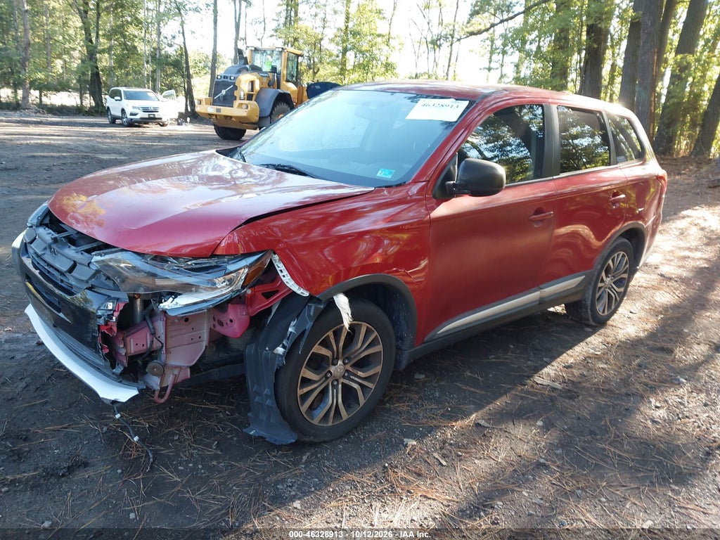 2018 Mitsubishi Outlander ES photo 2