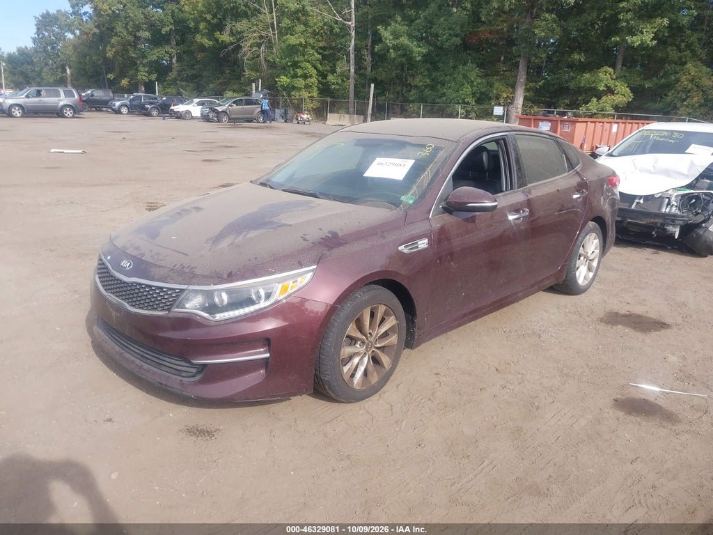 2017 Kia Optima EX photo 2