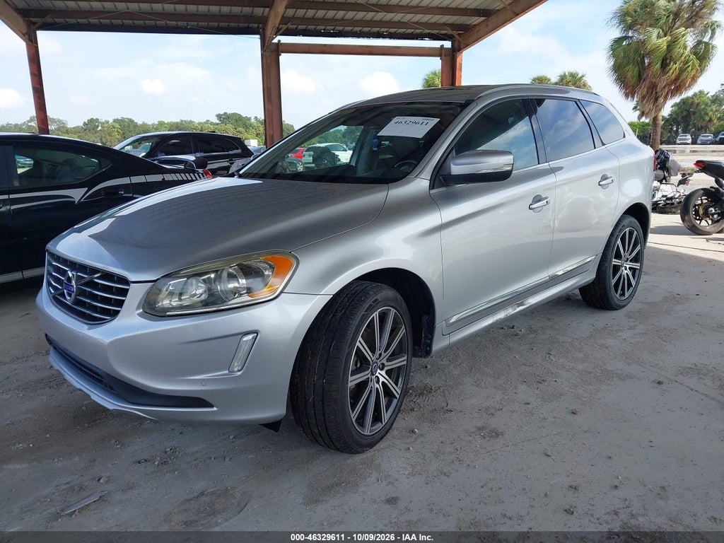 2015 Volvo XC60 T5 Premier photo 2