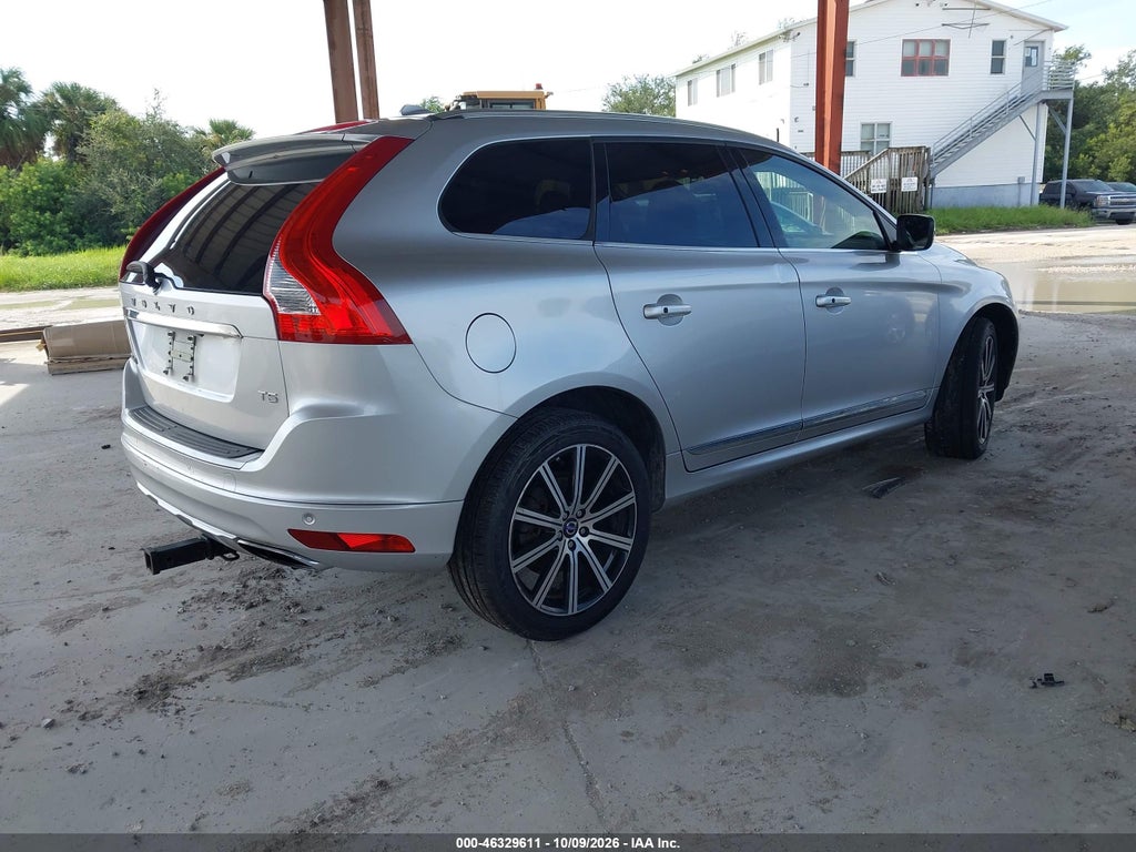 2015 Volvo XC60 T5 Premier photo 4