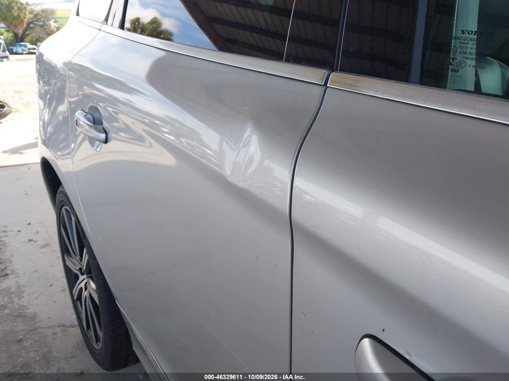 2015 Volvo XC60 T5 Premier photo 6