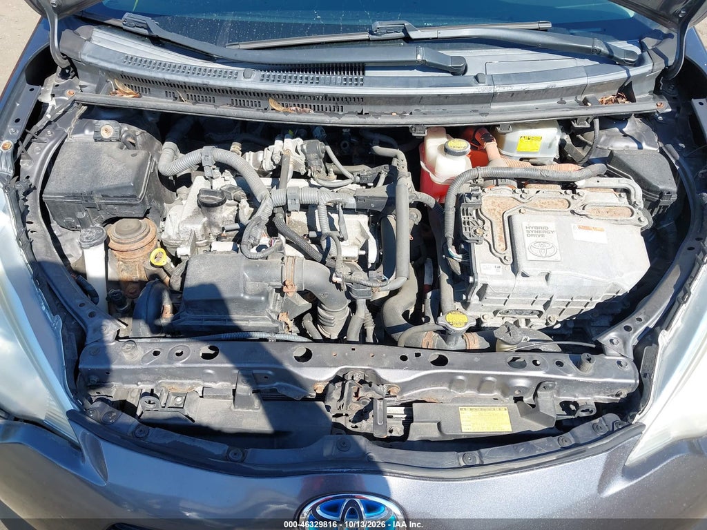2013 Toyota Prius C One photo 10