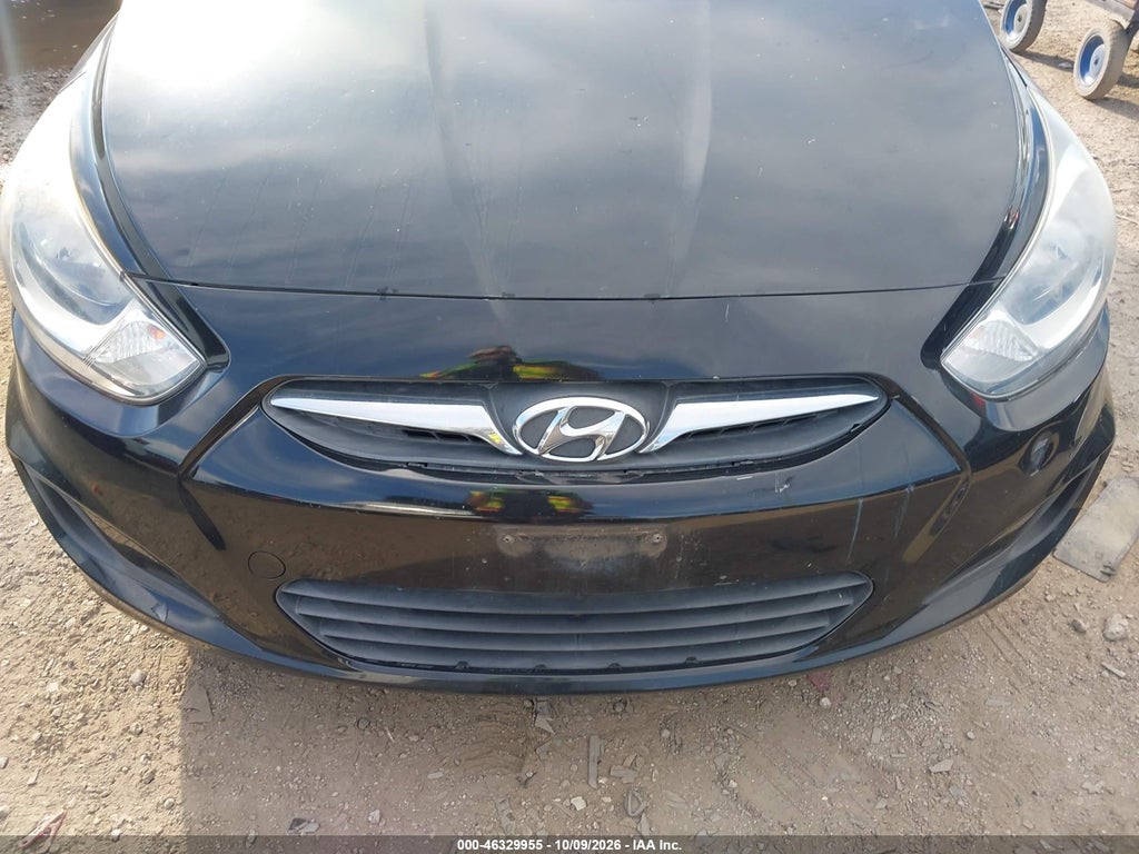 2014 Hyundai Accent GS photo 6