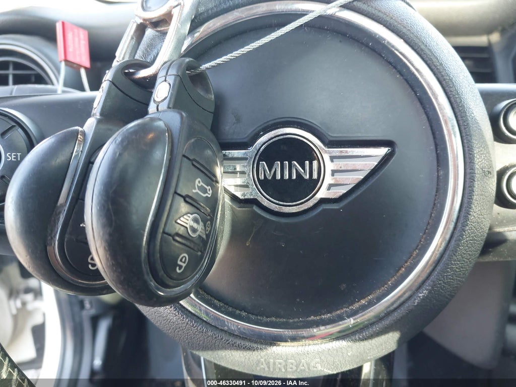 2017 Mini Hardtop Cooper photo 11