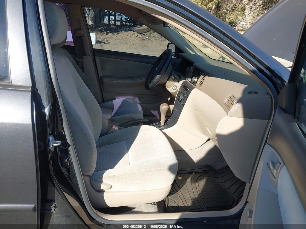 2006 Toyota Corolla CE photo 5
