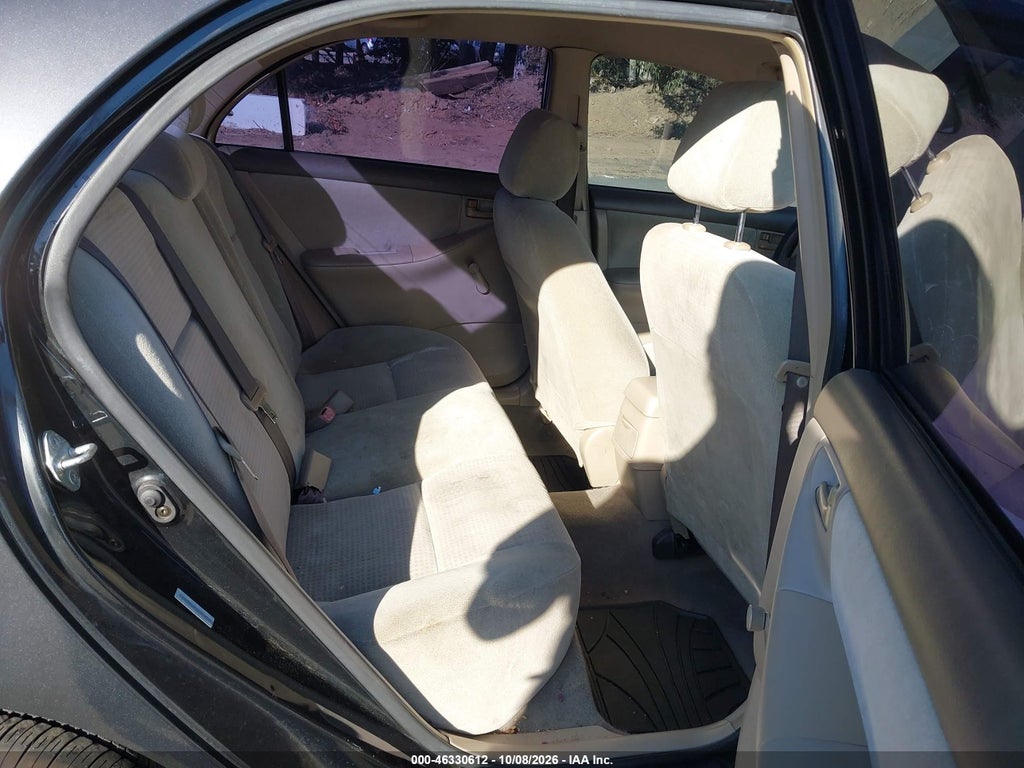 2006 Toyota Corolla CE photo 8