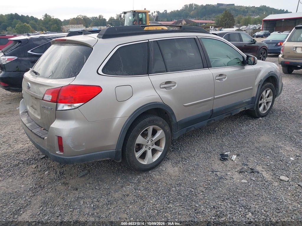 2014 Subaru Outback 2.5I Limited photo 4