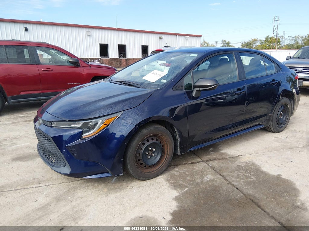 2020 Toyota Corolla LE photo 2