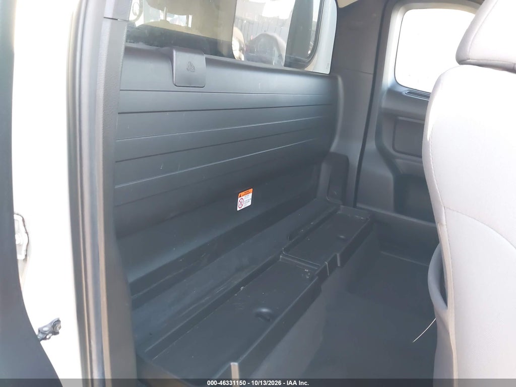2023 Toyota Tacoma SR photo 8
