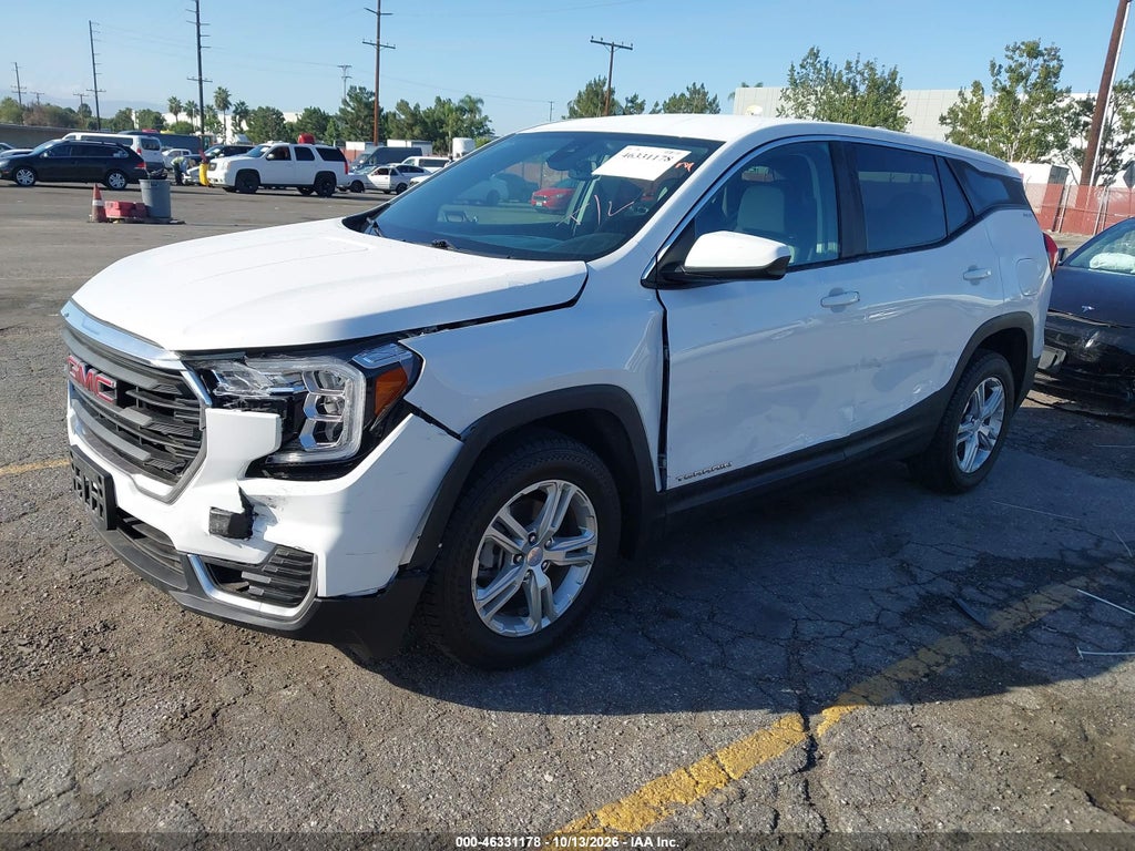 2023 GMC Terrain AWD SLE photo 2