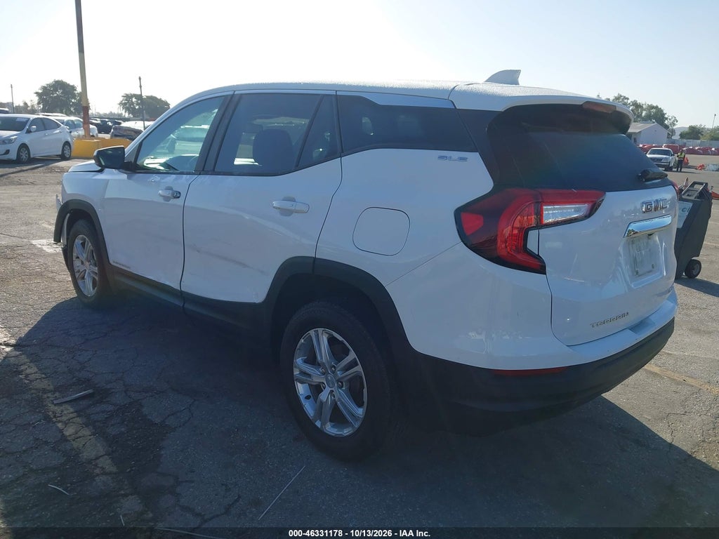 2023 GMC Terrain AWD SLE photo 3