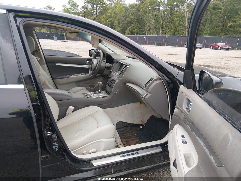 2011 Infiniti G37 Journey photo 5