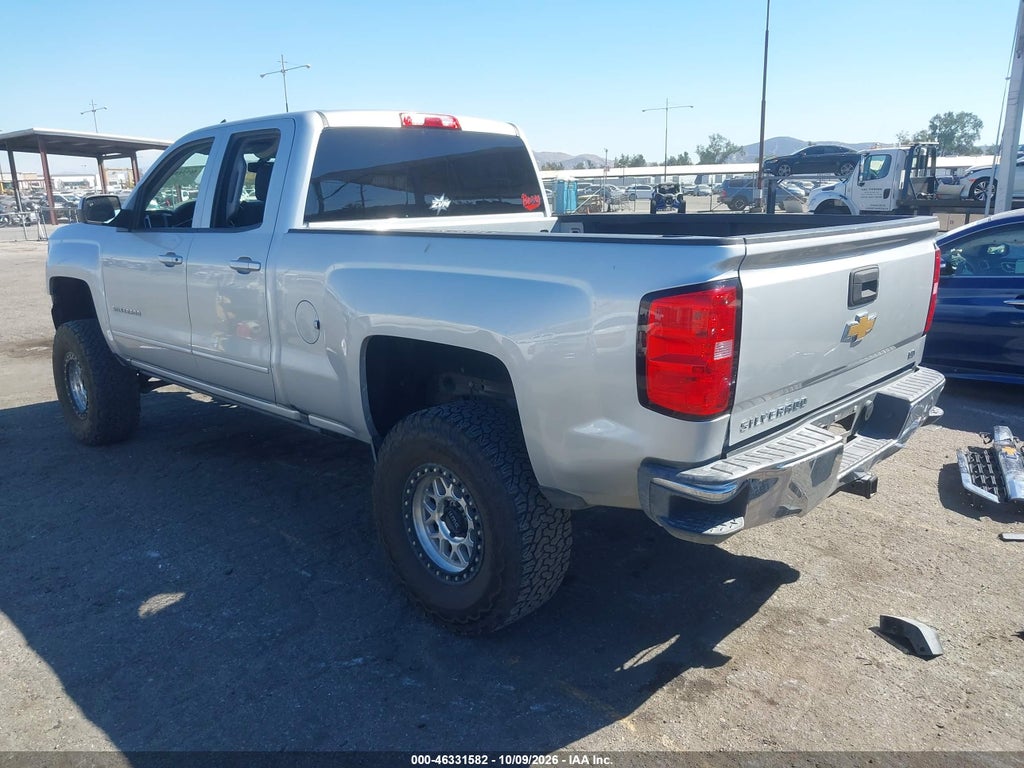 2019 Chevrolet Silverado 1500 LD LT photo 3