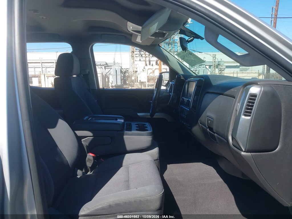 2019 Chevrolet Silverado 1500 LD LT photo 5