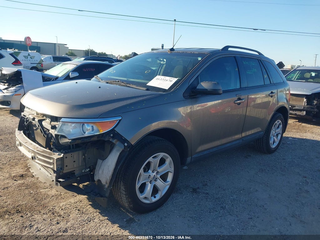 2013 Ford Edge SEL photo 2