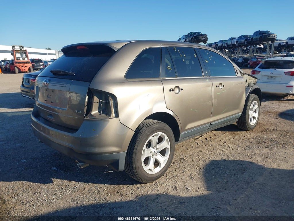 2013 Ford Edge SEL photo 4