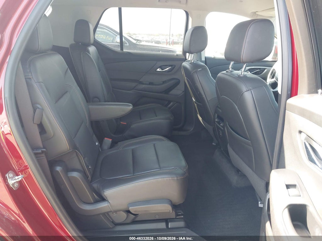 2020 Chevrolet Traverse AWD LT Leather photo 8