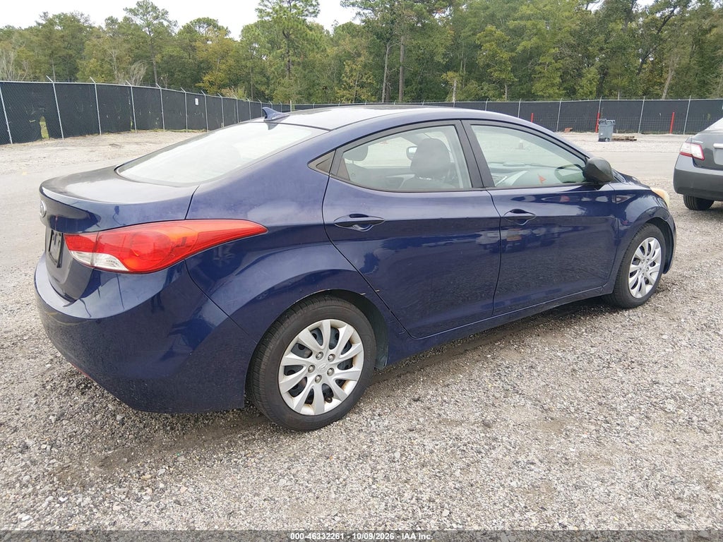 2012 Hyundai Elantra GLS photo 4