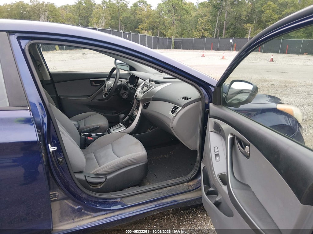 2012 Hyundai Elantra GLS photo 5