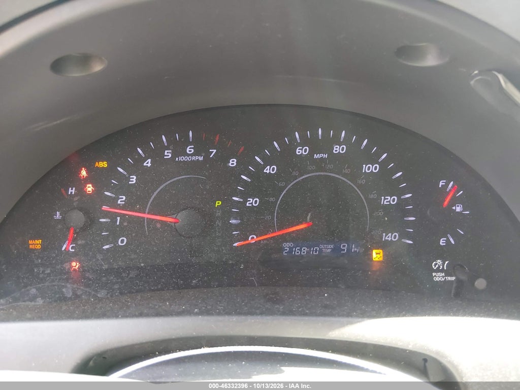 2010 Toyota Camry LE photo 7