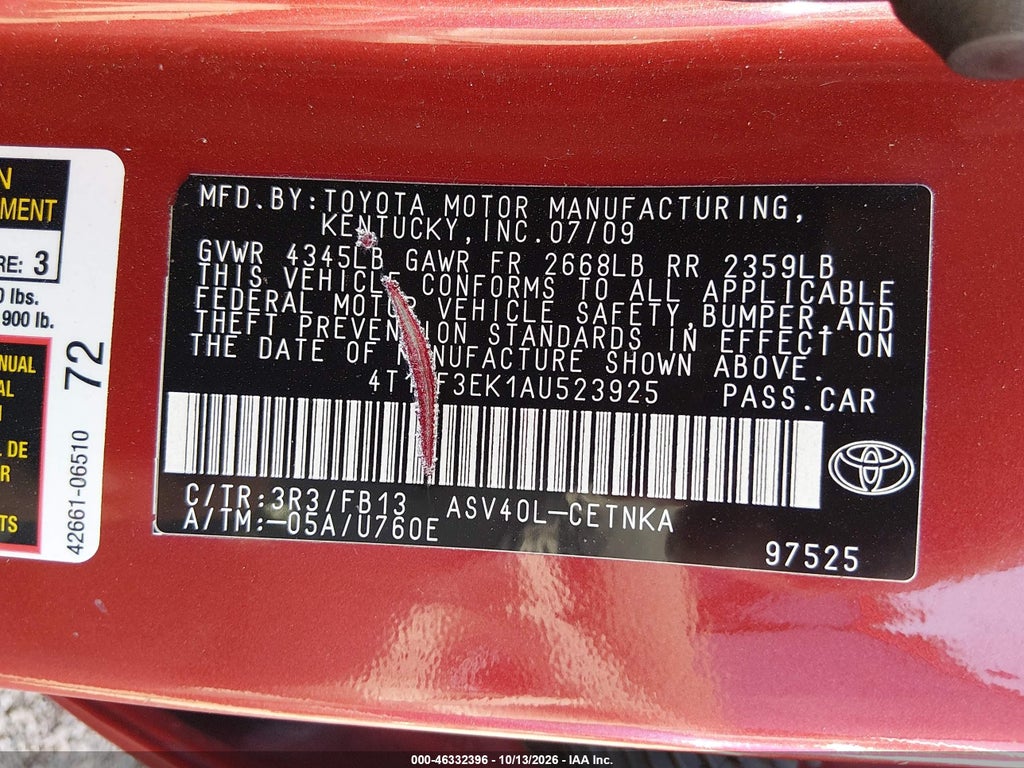 2010 Toyota Camry LE photo 9