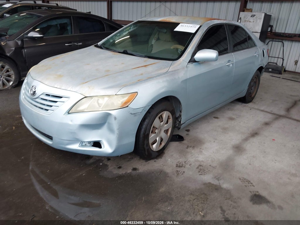 2007 Toyota Camry LE photo 2