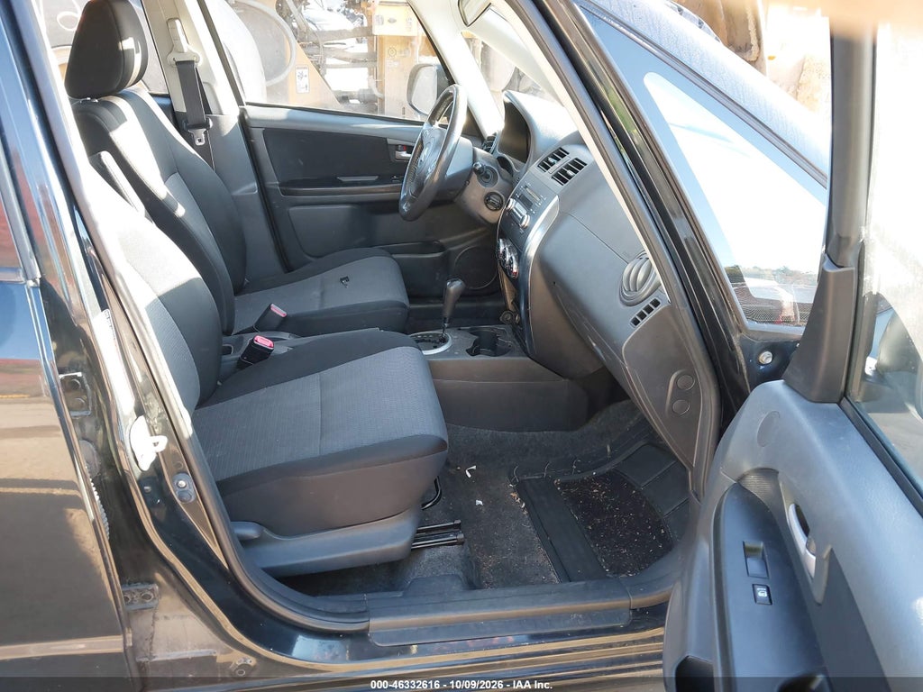 2009 Suzuki SX4 Sport Touring photo 5