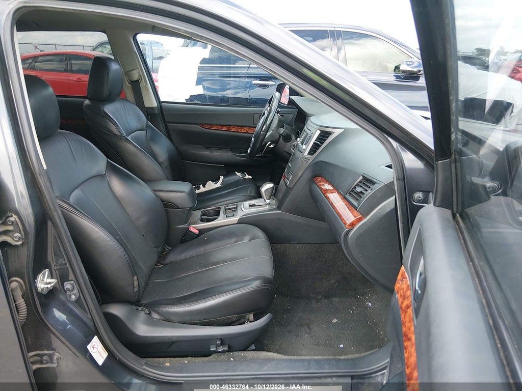 2012 Subaru Outback 2.5I Limited photo 5