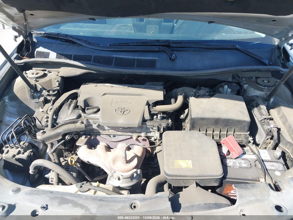 2012 Toyota Camry SE photo 10