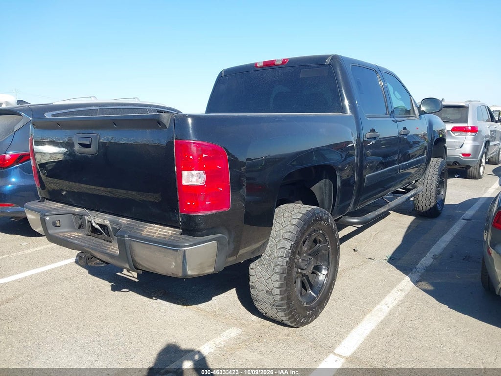 2008 Chevrolet Silverado 1500 LS photo 4