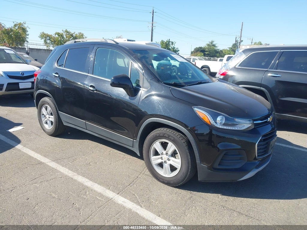 2019 Chevrolet Trax LT photo 1