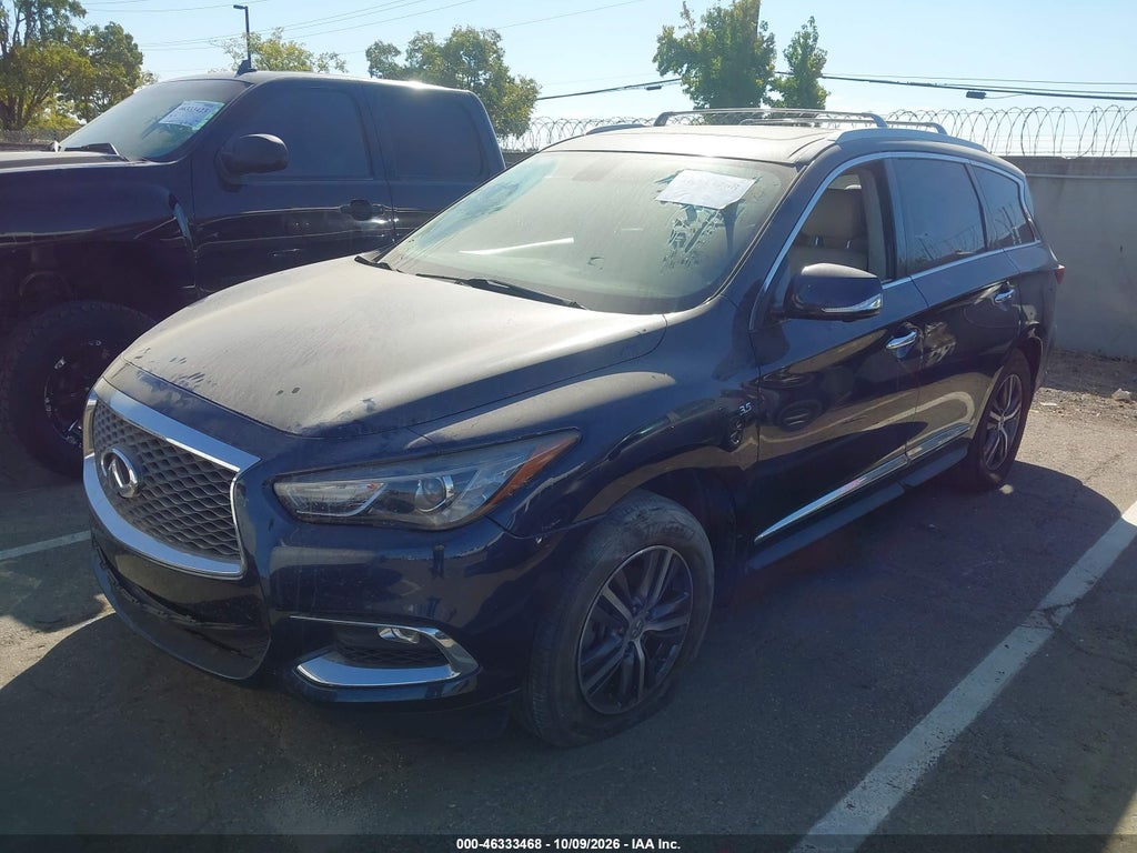 2017 Infiniti QX60 photo 6