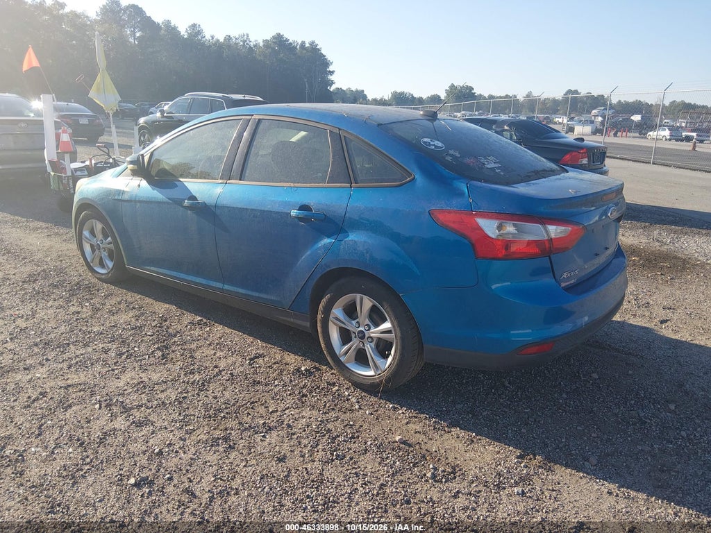 2014 Ford Focus SE photo 3