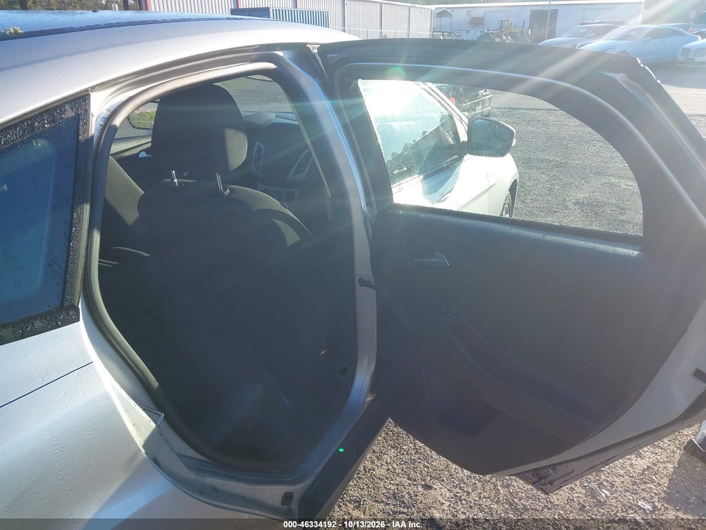 2013 Ford Focus SE photo 8