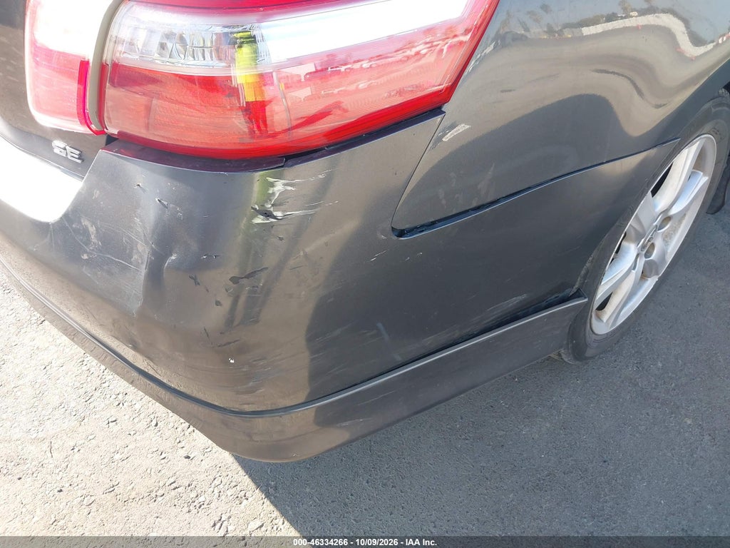 2007 Toyota Camry SE V6 photo 6