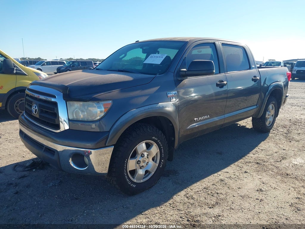 2012 Toyota Tundra Crewmax SR5 photo 2