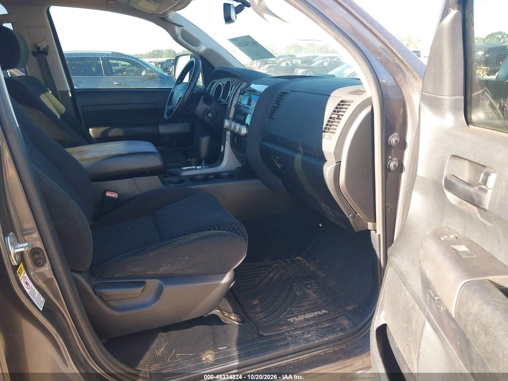 2012 Toyota Tundra Crewmax SR5 photo 5