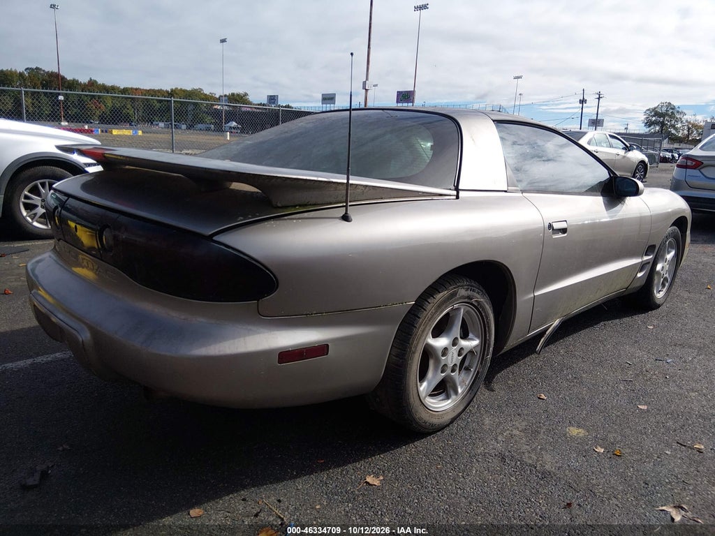 1999 Pontiac Firebird photo 4