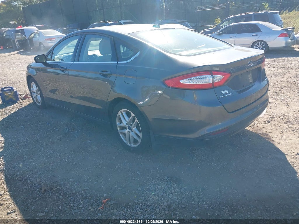 2016 Ford Fusion SE photo 3